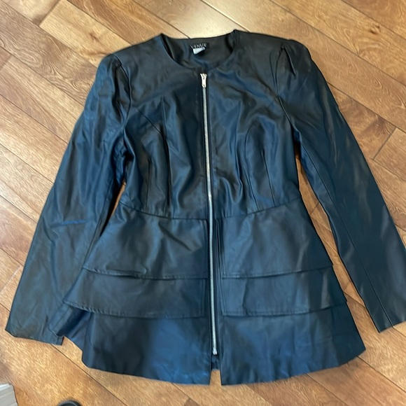 Venus Faux Leather jacket with tied back and ruffle bottom M - Picture 4 of 6